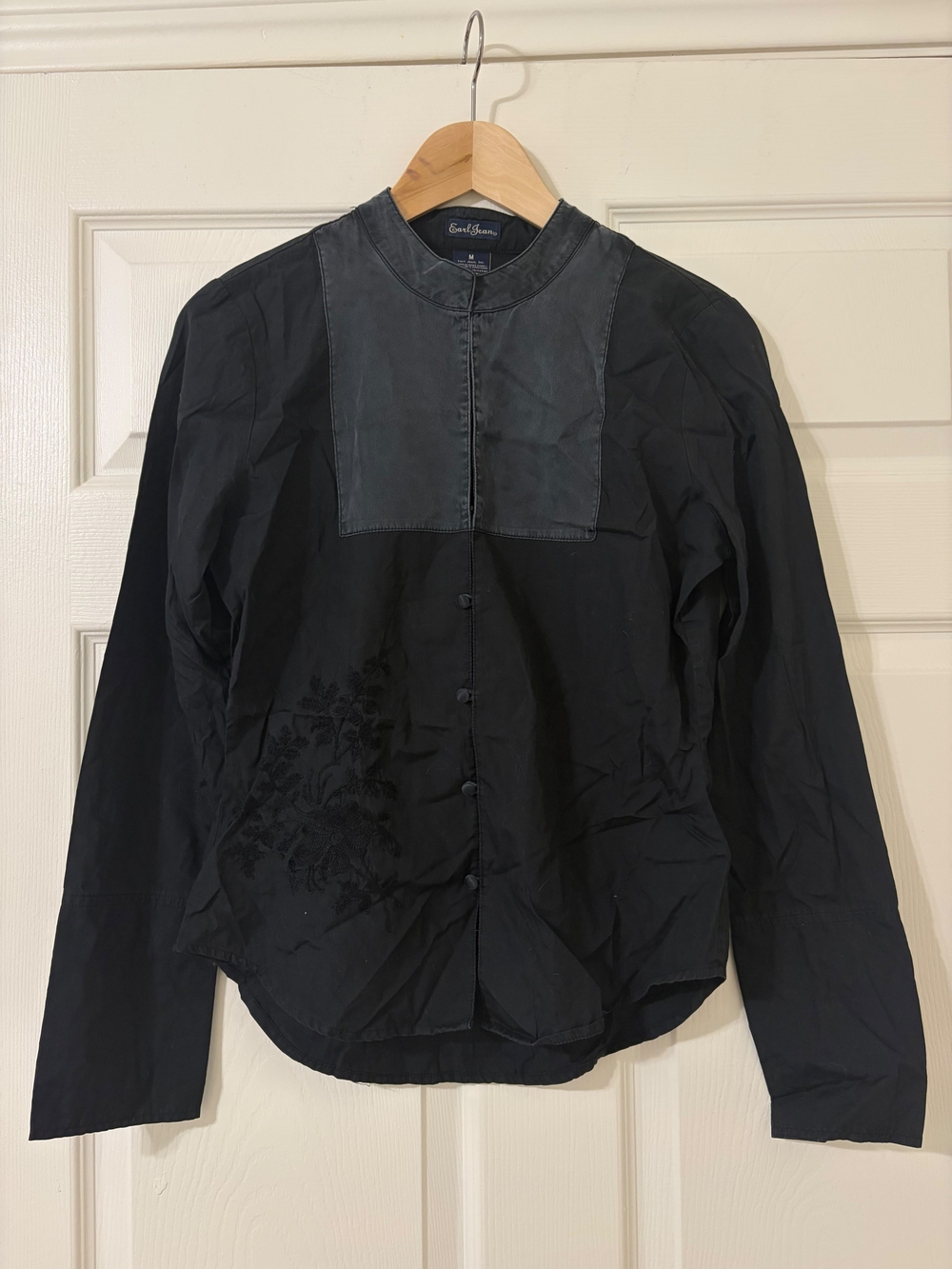 Earl Jeans Black Long Sleeve Button Front Blouse